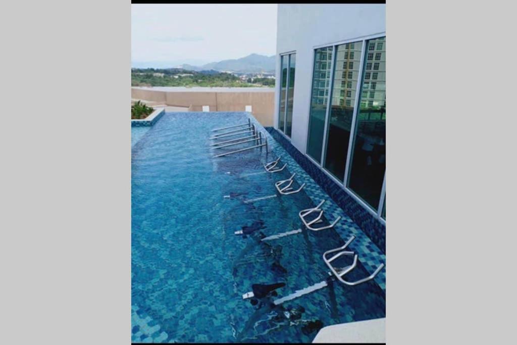 盛婷民宿a S&Thomez 2Bedrooms Mesamall Wifi Klia Usim Miu Inti Nu Nilai Bagian luar foto